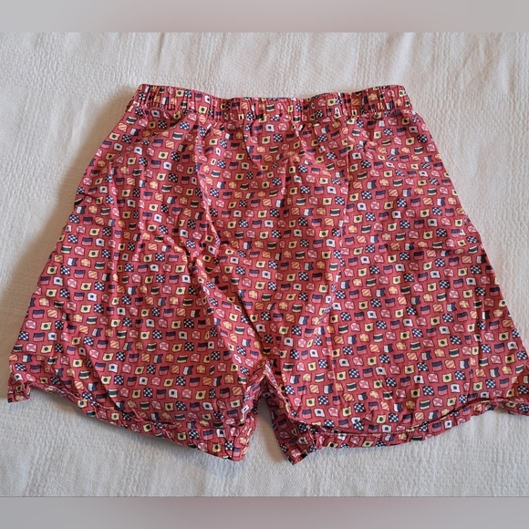 Vineyard Vines boys Medium 12-14 flag boxers - Picture 3 of 3